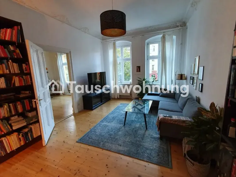 Tauschwohnung: Helle 2-Zimmer-Altbauwohnung in P-Berg mit Dielen und Stuck! — photo 1